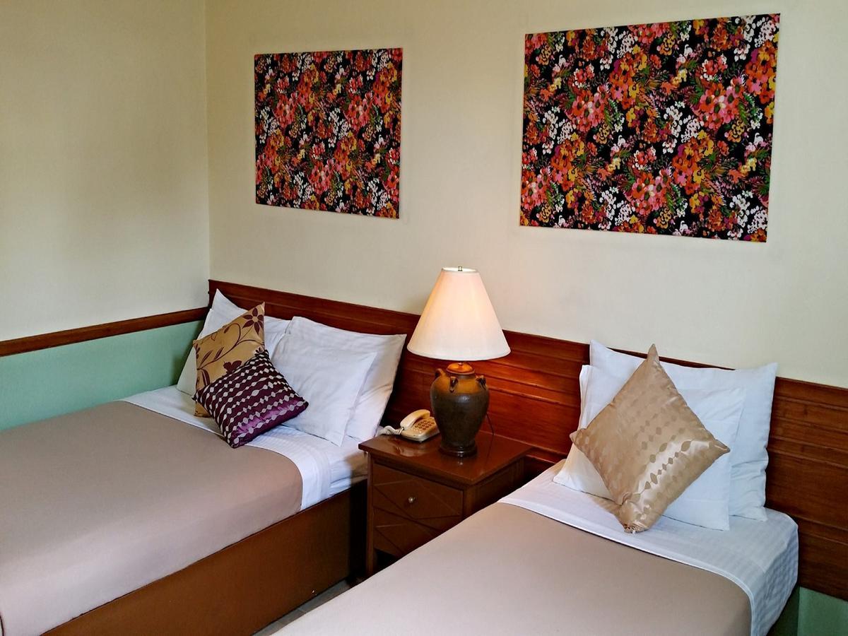 ลา พาริลล่า โฮเต็ล Hotel Cabanatuan City ภายนอก รูปภาพ